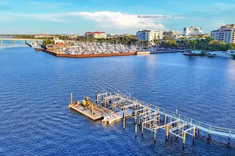 1602 Point Pleasant Avenue W Bradenton FL 34205