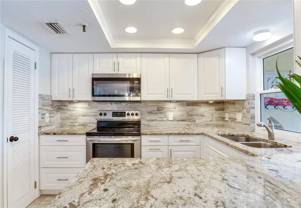 17450 Gulf Boulevard Redington Shores FL 33708