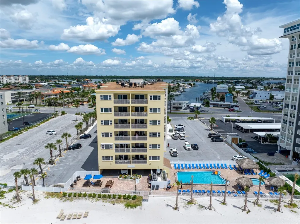 17450 Gulf Boulevard Redington Shores FL 33708