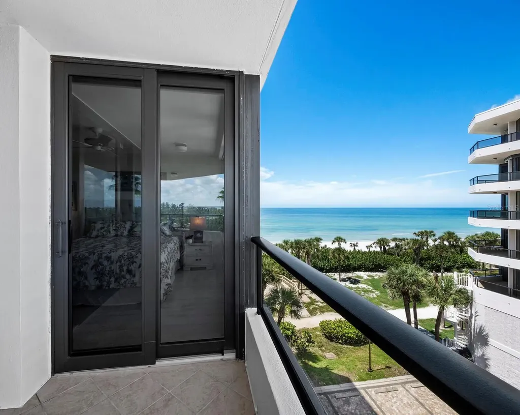 575 Sanctuary Drive Longboat Key FL 34228