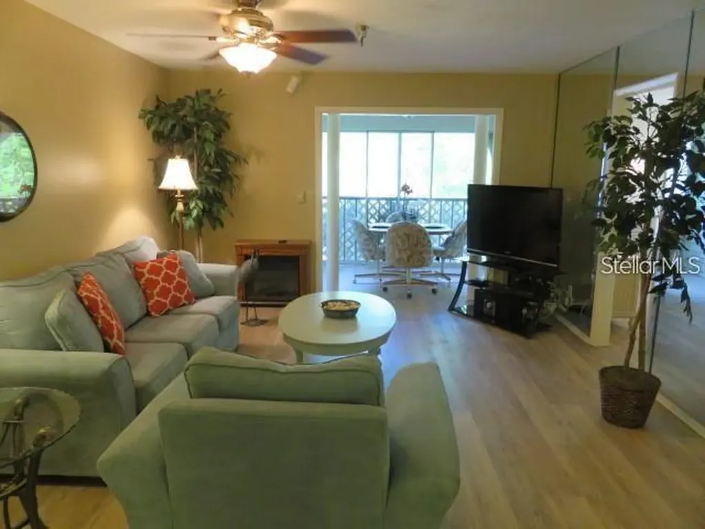 6304 Pointe West Boulevard Bradenton FL 34209