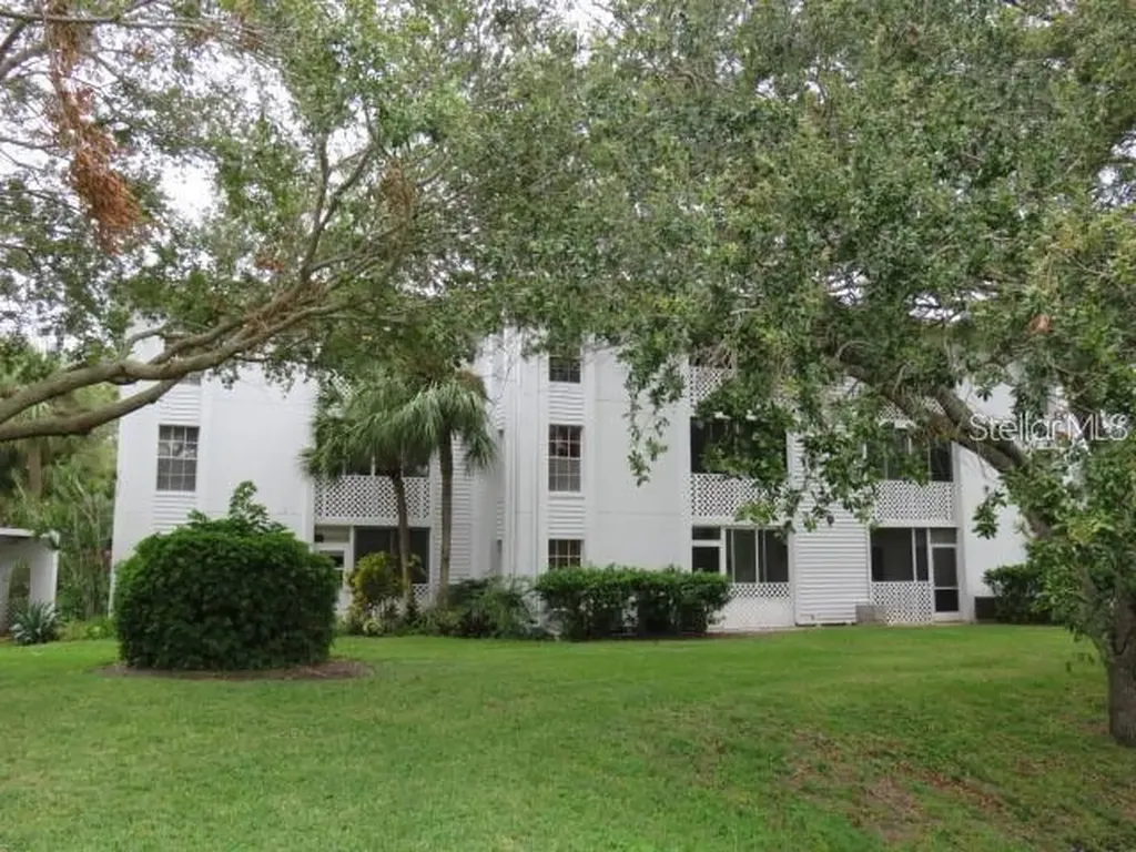 6304 Pointe West Boulevard Bradenton FL 34209