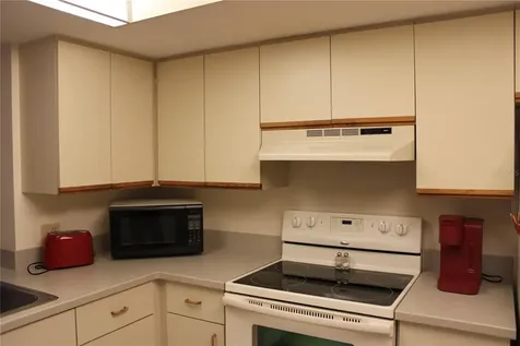 6304 Pointe West Boulevard Bradenton FL 34209
