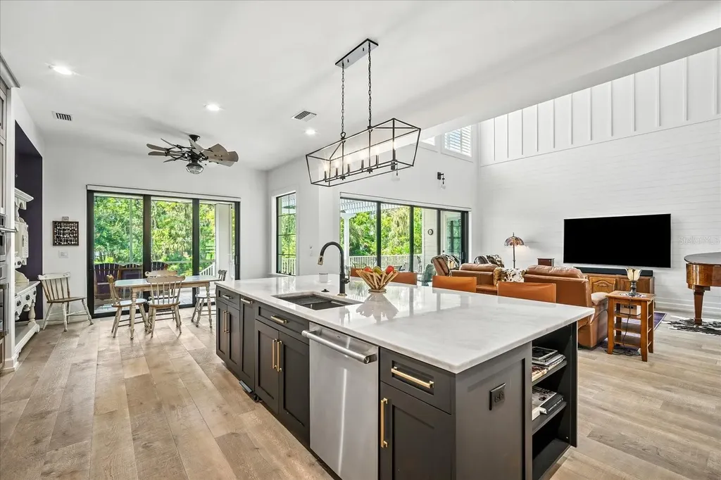 8317 Alafia Pointe Drive Riverview FL 33578