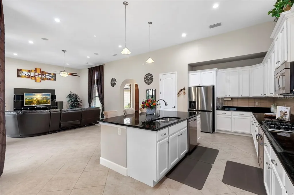 20331 Heritage Point Drive Tampa FL 33647
