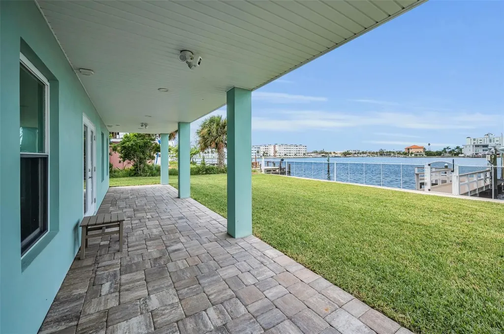 339 55th Avenue St Pete Beach FL 33706