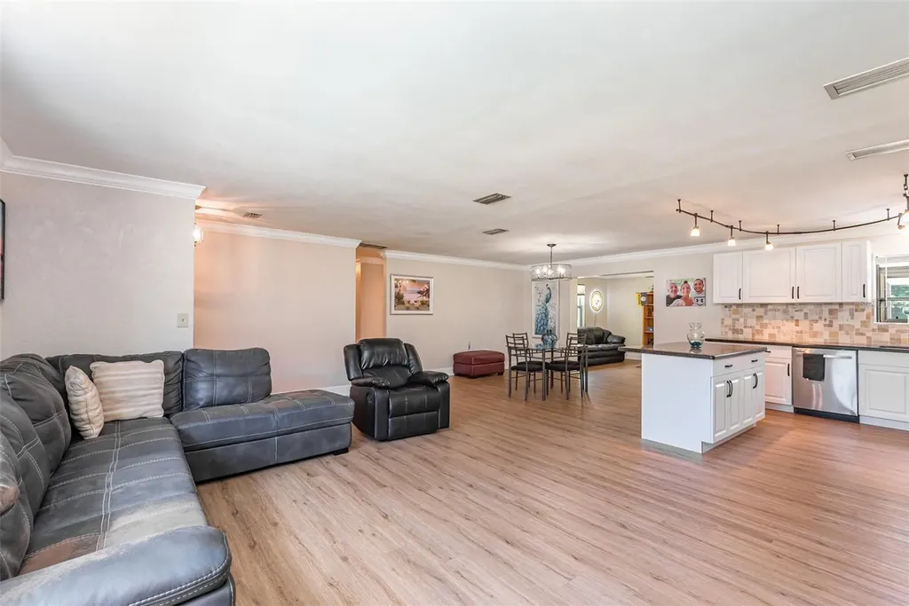1459 Admiral Halsey Avenue Daytona Beach FL 32124