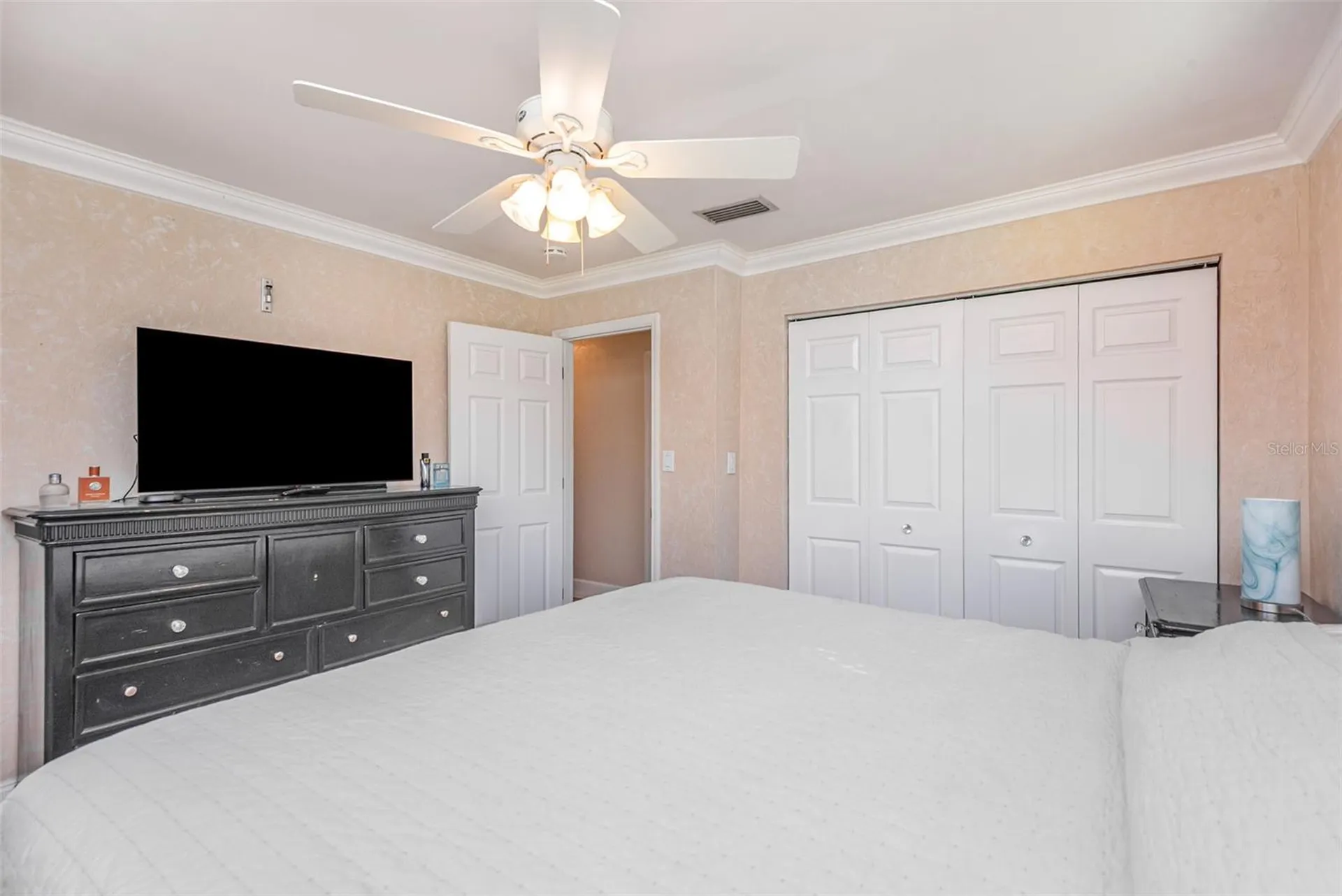 1459 Admiral Halsey Avenue Daytona Beach FL 32124