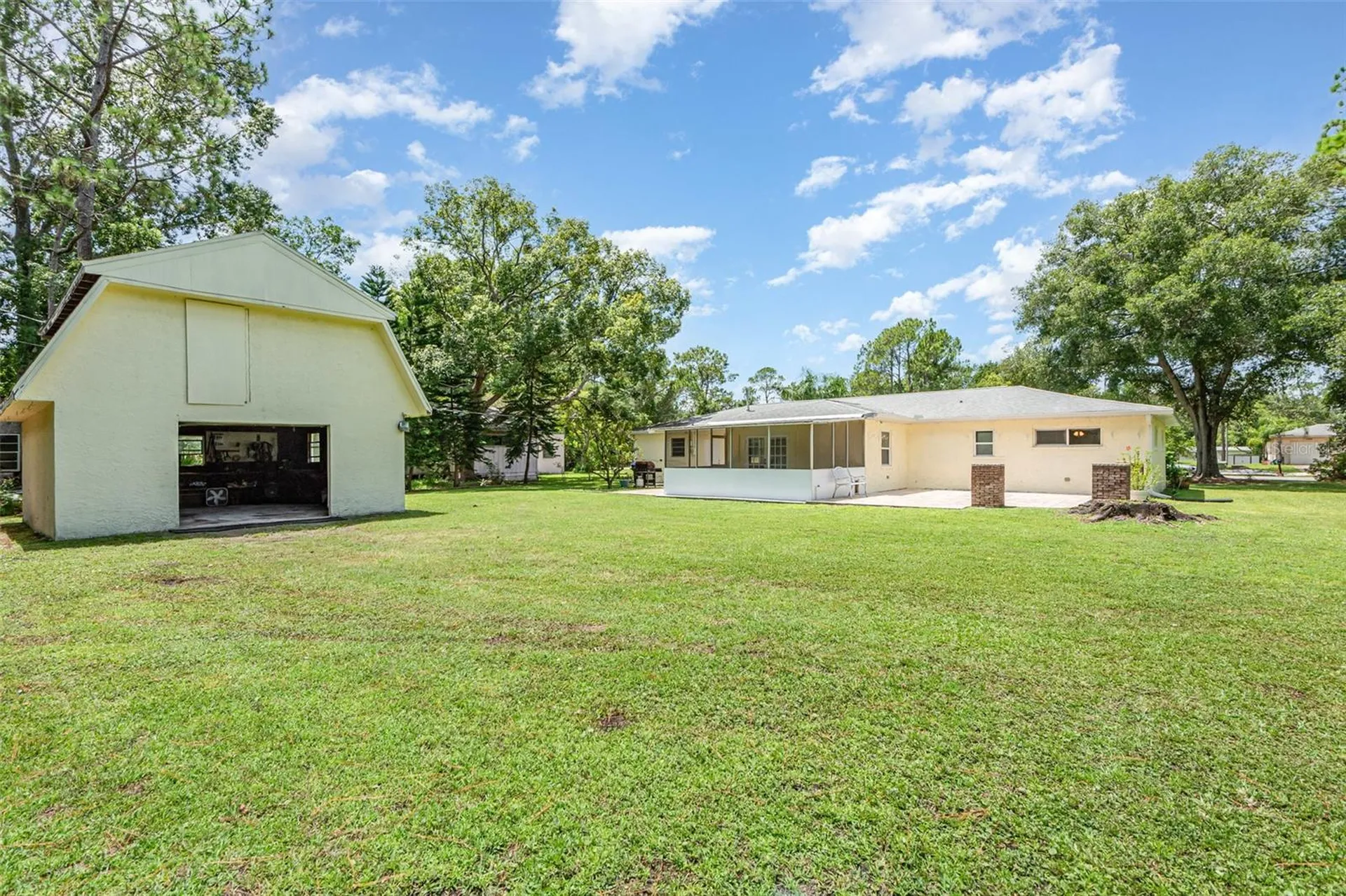 1459 Admiral Halsey Avenue Daytona Beach FL 32124