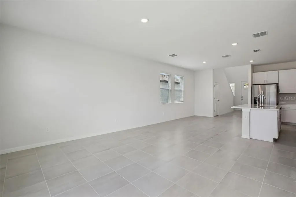 1820 Brekey Way Zephyrhills FL 33541