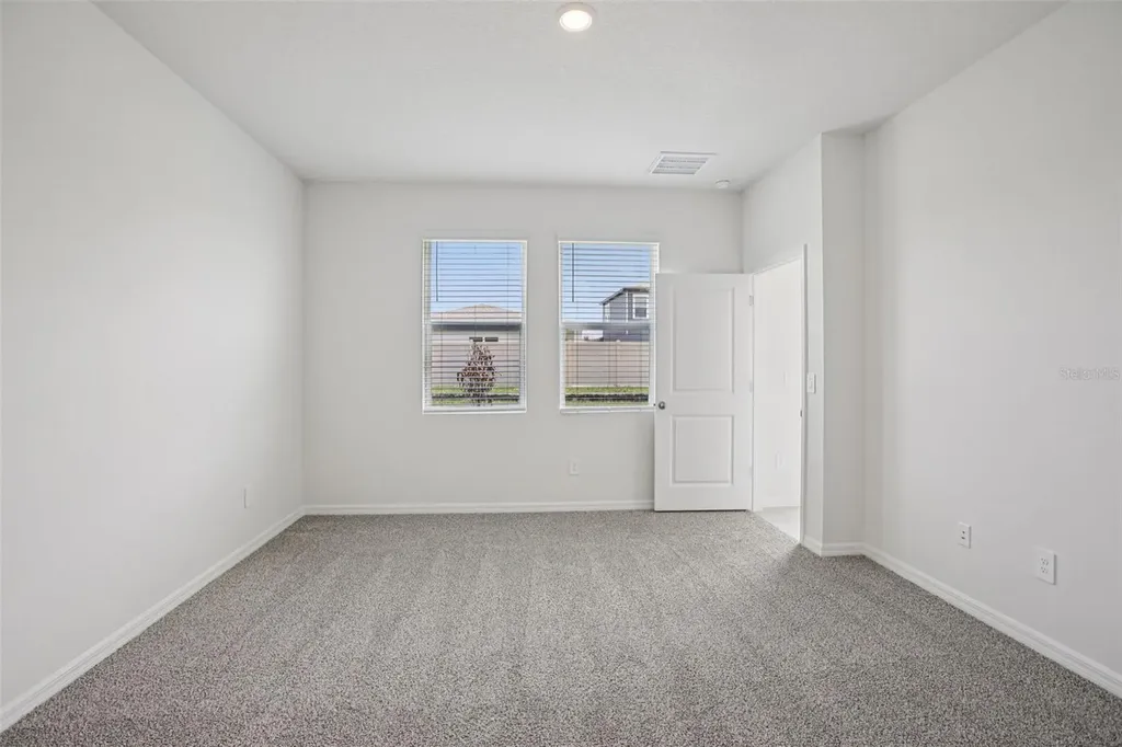 1820 Brekey Way Zephyrhills FL 33541