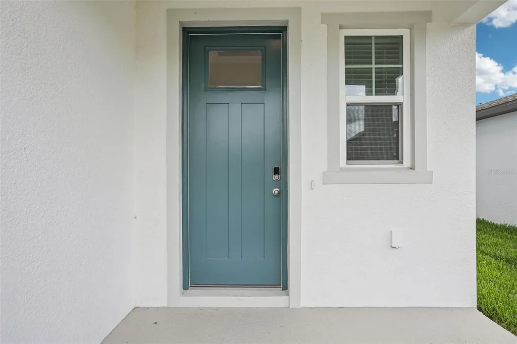 1820 Brekey Way Zephyrhills FL 33541