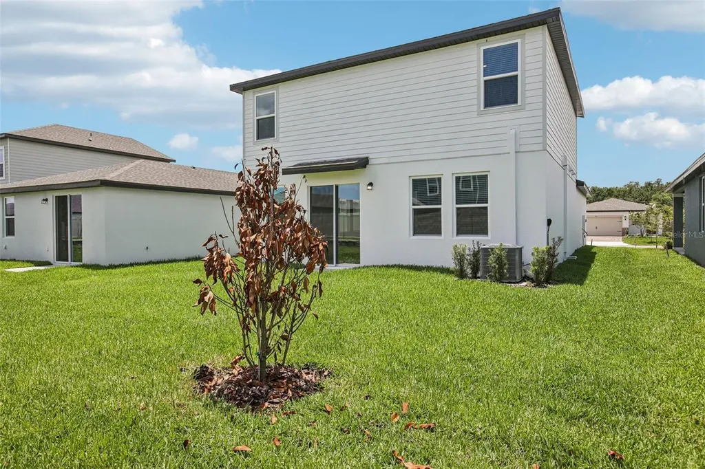 1820 Brekey Way Zephyrhills FL 33541