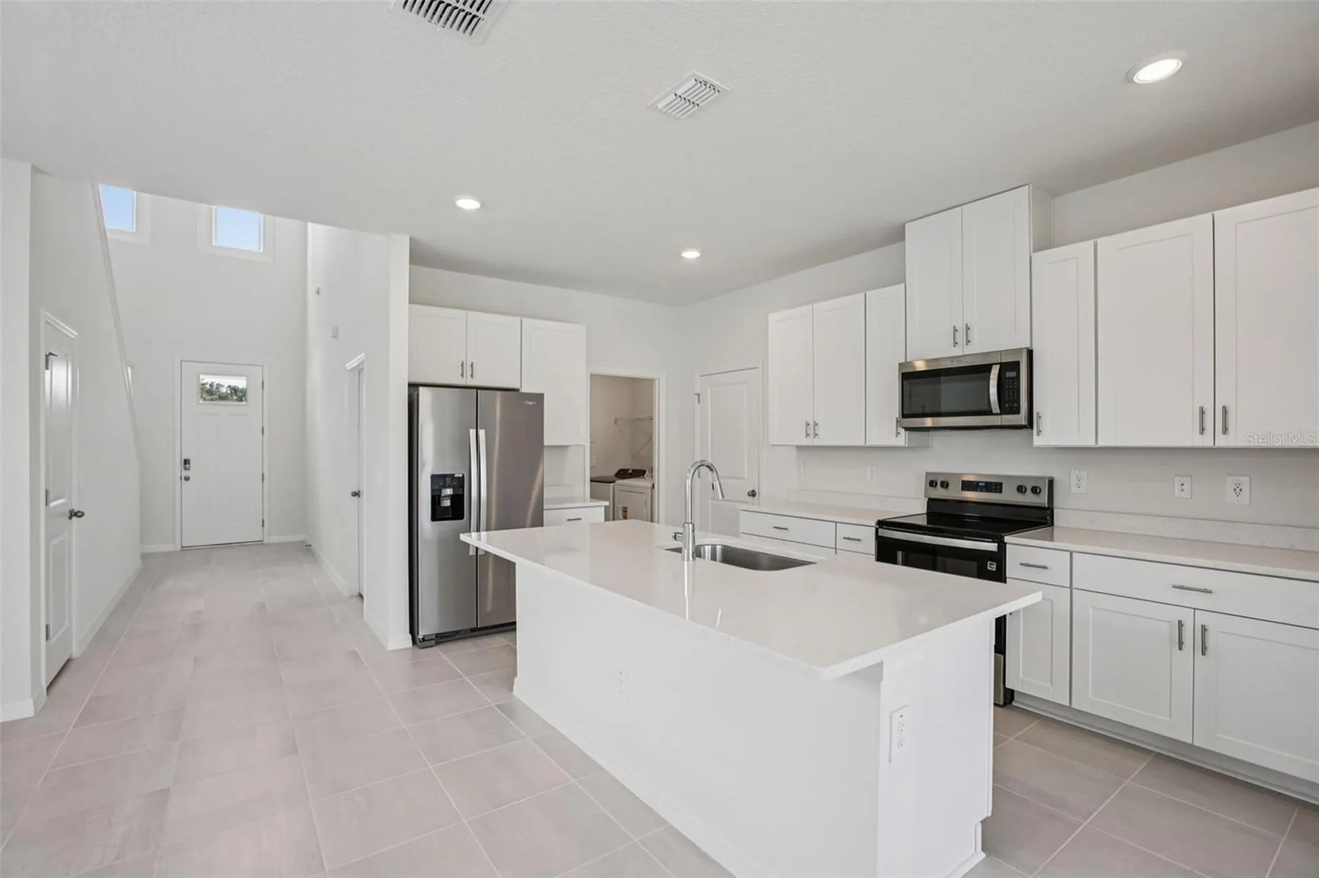 1820 Brekey Way Zephyrhills FL 33541