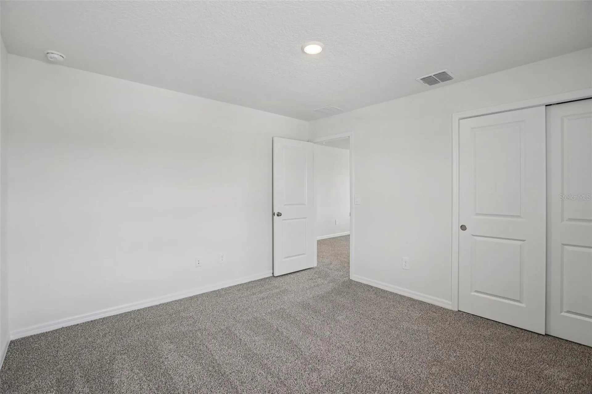 1820 Brekey Way Zephyrhills FL 33541