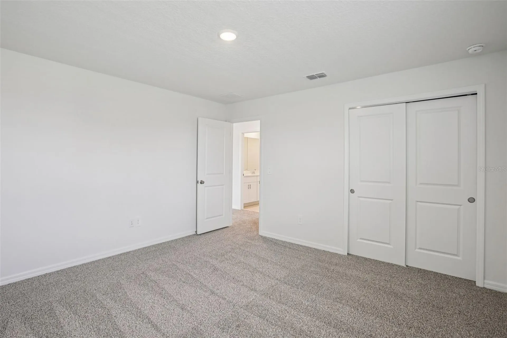 1820 Brekey Way Zephyrhills FL 33541