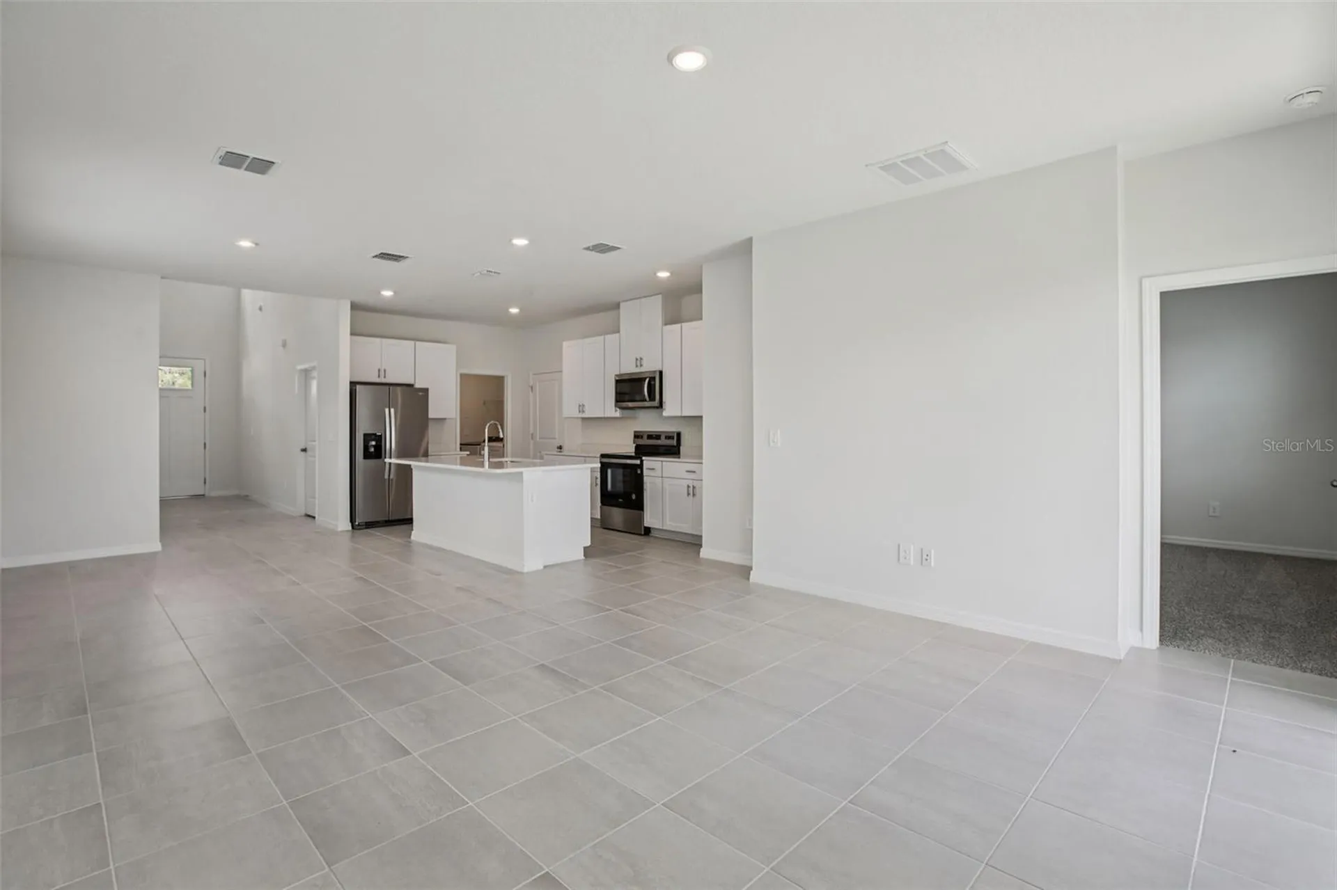 1820 Brekey Way Zephyrhills FL 33541