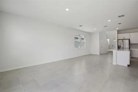 1820 Brekey Way Zephyrhills FL 33541