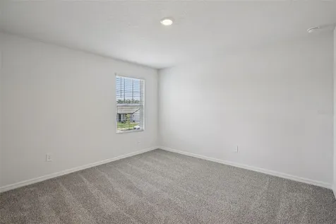1820 Brekey Way Zephyrhills FL 33541