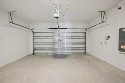 1820 Brekey Way Zephyrhills FL 33541