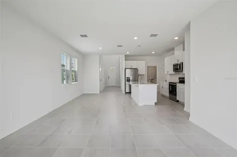 1820 Brekey Way Zephyrhills FL 33541