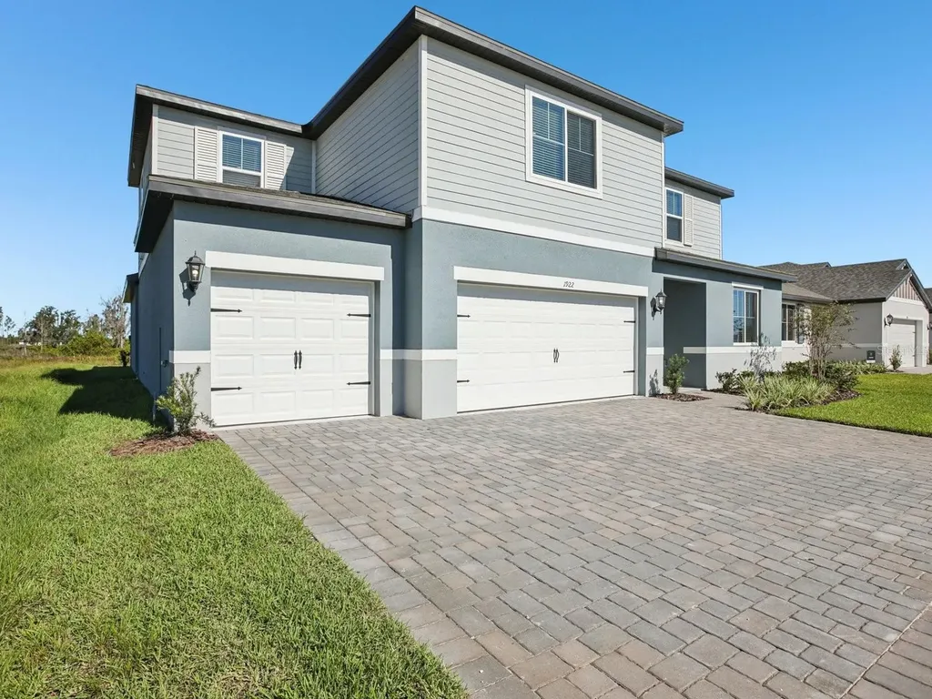 1922 Coolridge Place Zephyrhills FL 33541