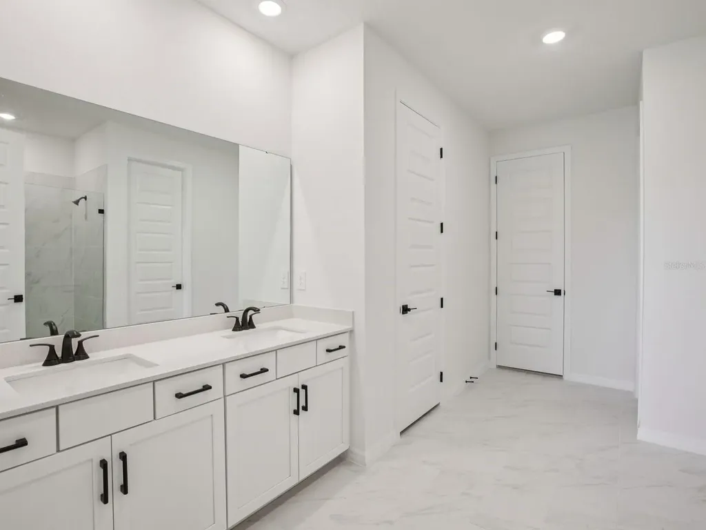 1922 Coolridge Place Zephyrhills FL 33541