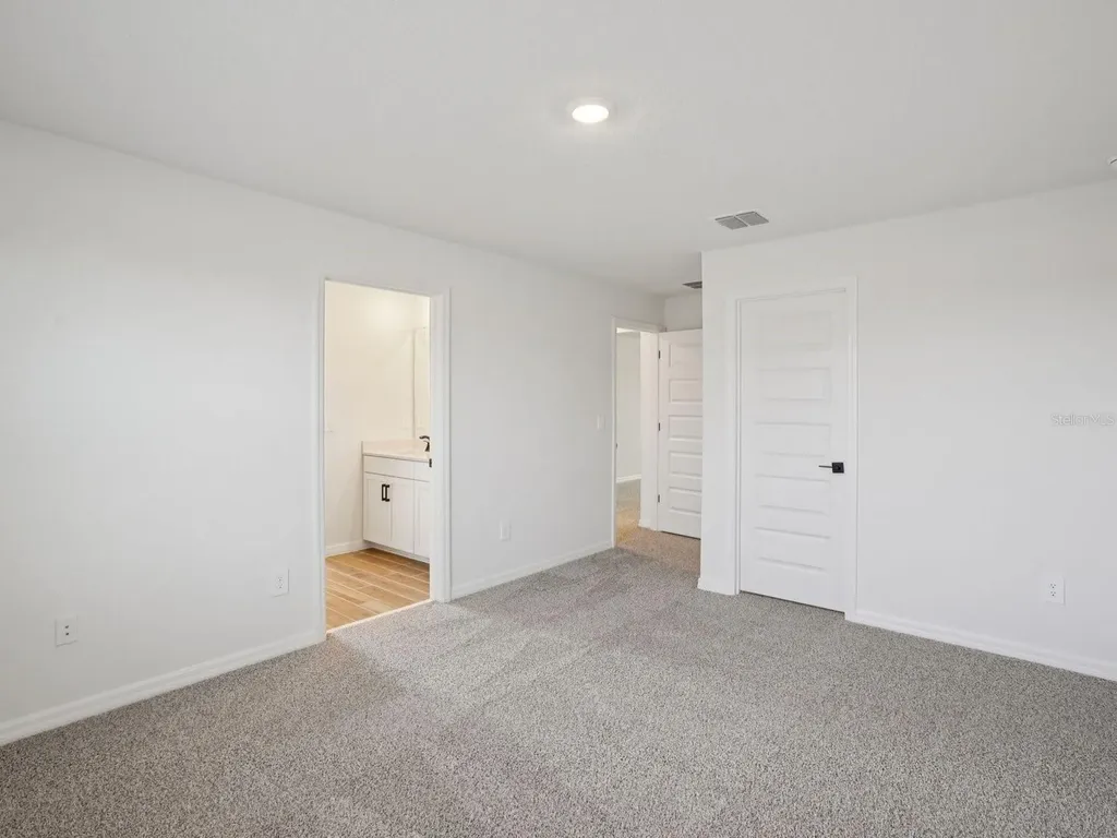 1922 Coolridge Place Zephyrhills FL 33541