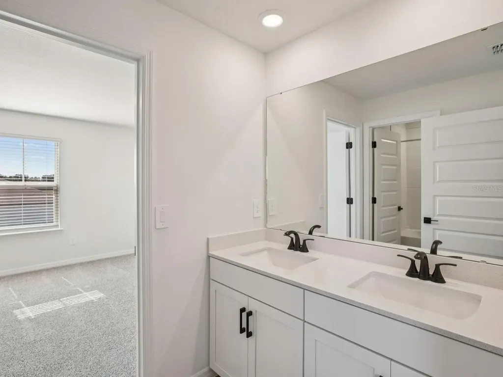 1922 Coolridge Place Zephyrhills FL 33541