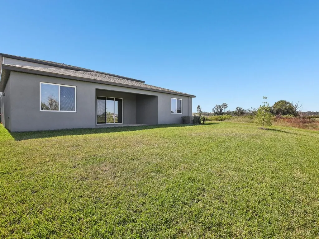 1922 Coolridge Place Zephyrhills FL 33541