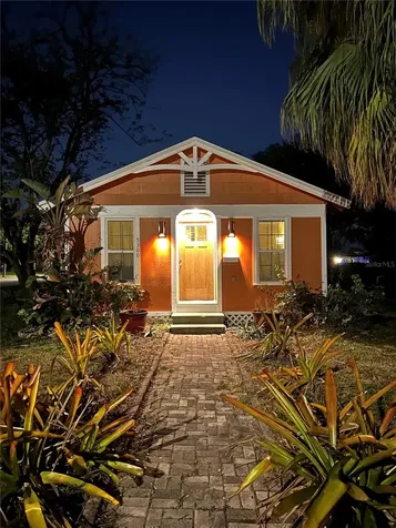 5300 7th Avenue N St Petersburg FL 33710