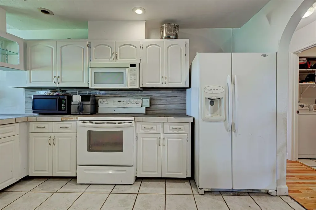 1181 Seacrest Drive NW Port Charlotte FL 33948