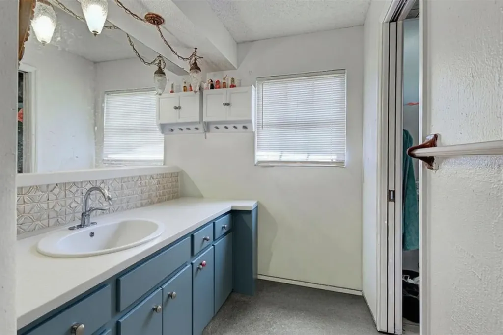 1181 Seacrest Drive NW Port Charlotte FL 33948