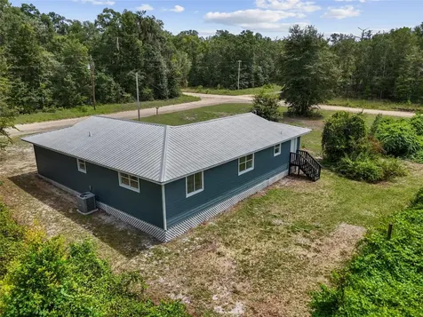 127 Rainbow Drive Florahome FL 32140