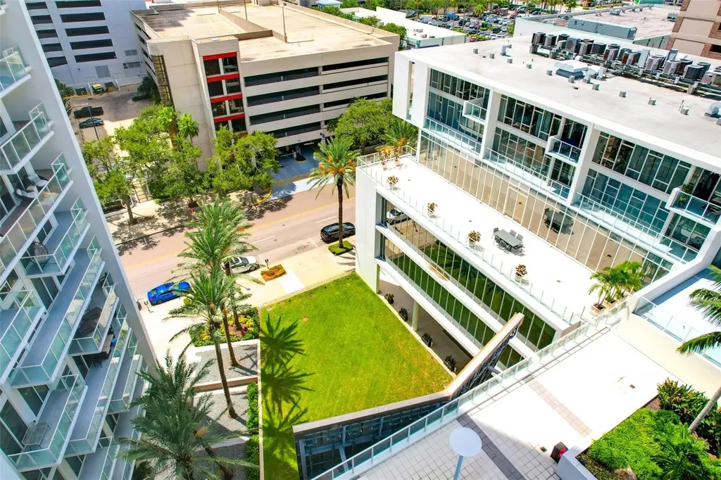 145 2nd Avenue S St Petersburg FL 33701