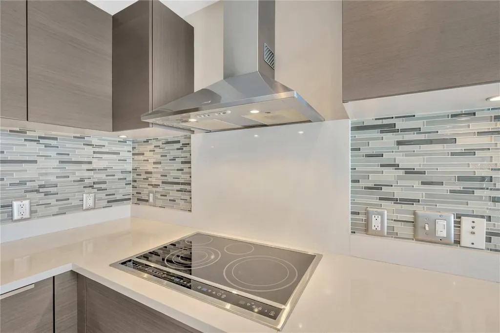 145 2nd Avenue S St Petersburg FL 33701