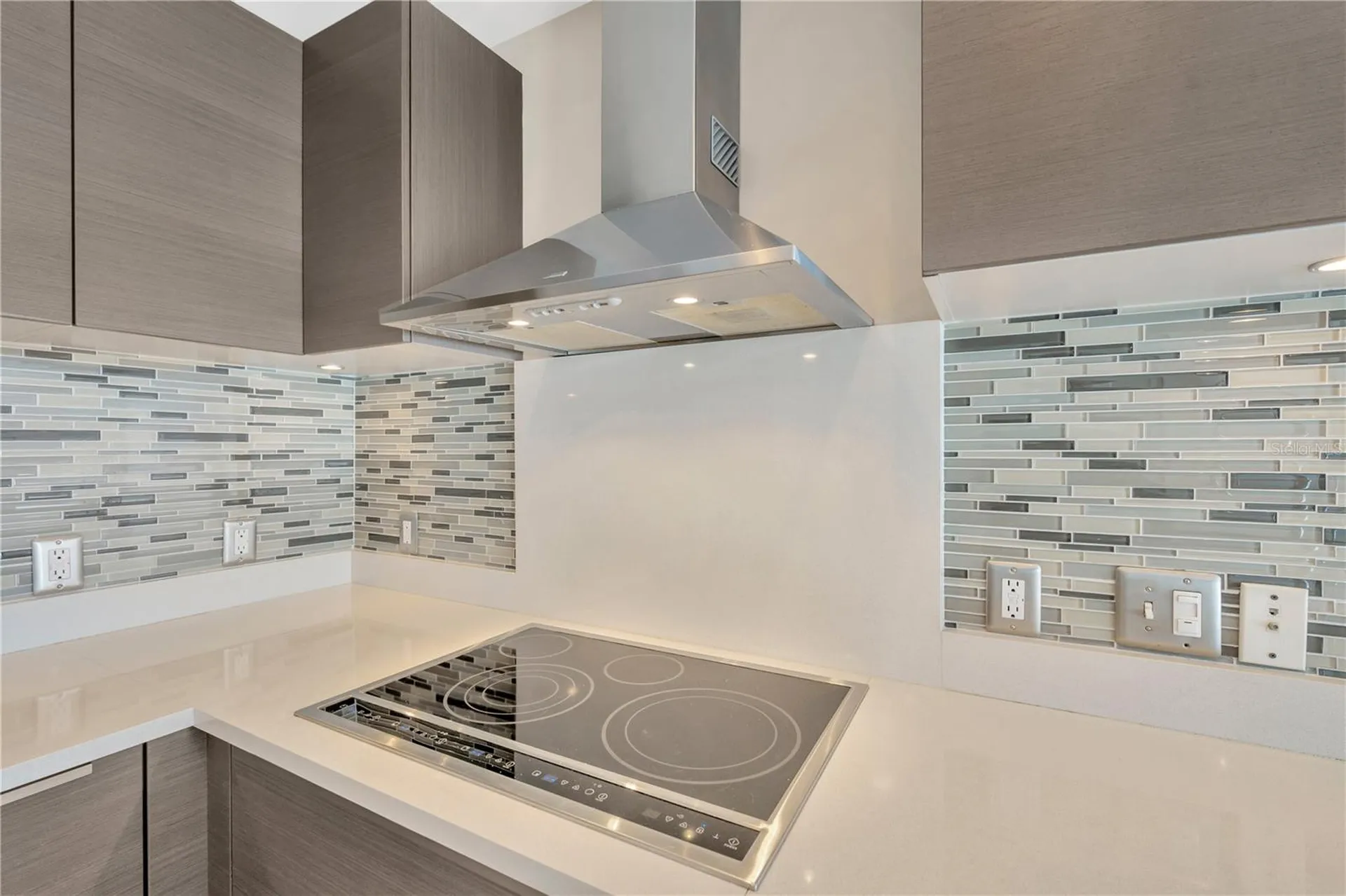 145 2nd Avenue S St Petersburg FL 33701