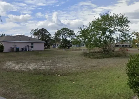 2215 NE 34th Lane Cape Coral FL 33909