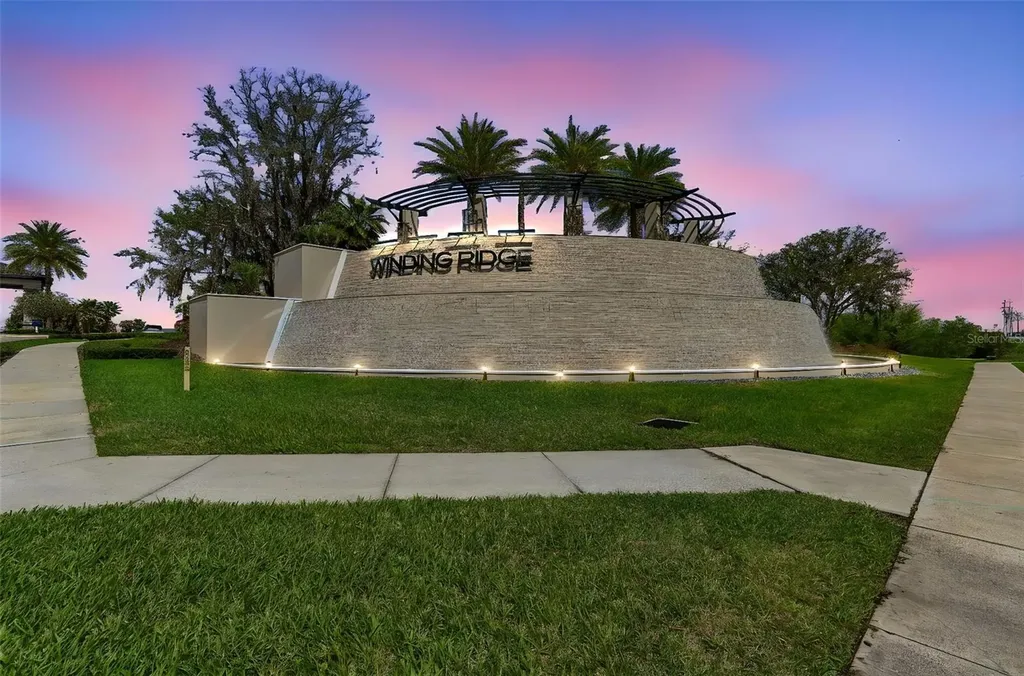 3084 Acacia Bay Avenue Wesley Chapel FL 33543
