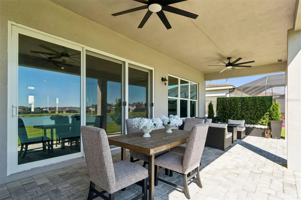 3084 Acacia Bay Avenue Wesley Chapel FL 33543