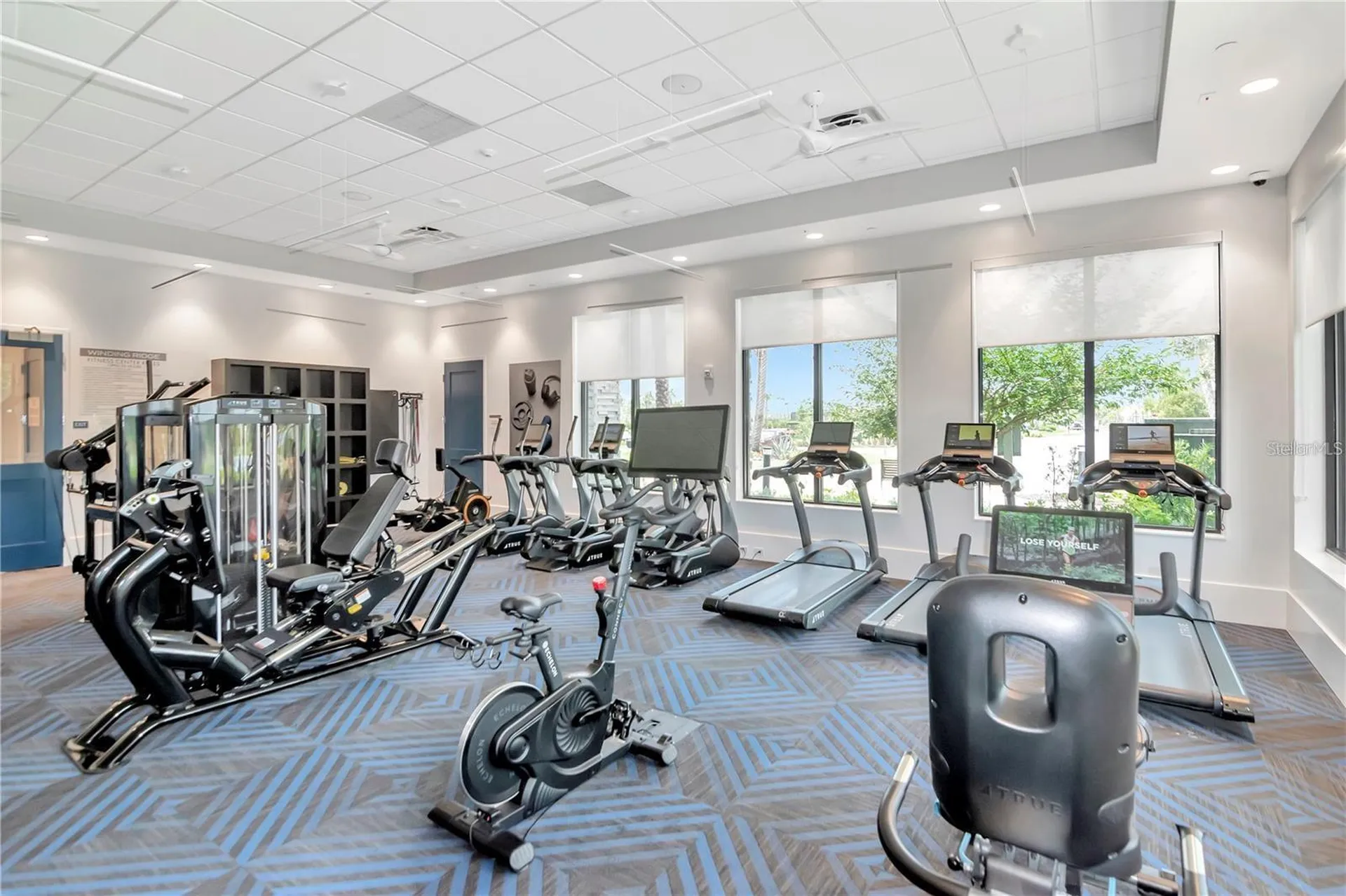 3084 Acacia Bay Avenue Wesley Chapel FL 33543