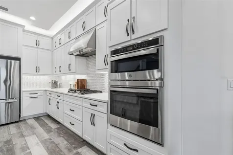 3084 Acacia Bay Avenue Wesley Chapel FL 33543