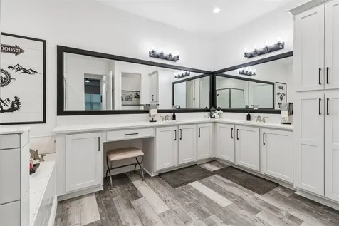 3084 Acacia Bay Avenue Wesley Chapel FL 33543