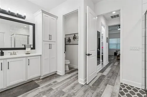 3084 Acacia Bay Avenue Wesley Chapel FL 33543