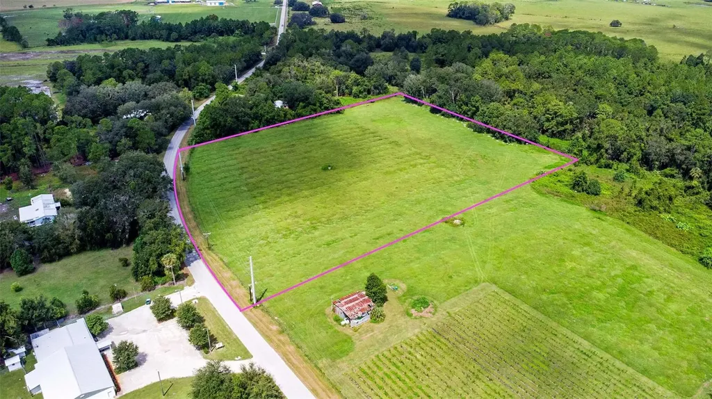 460 Old Highway 17 Crescent City FL 32112