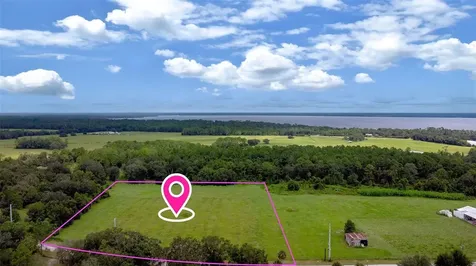 460 Old Highway 17 Crescent City FL 32112