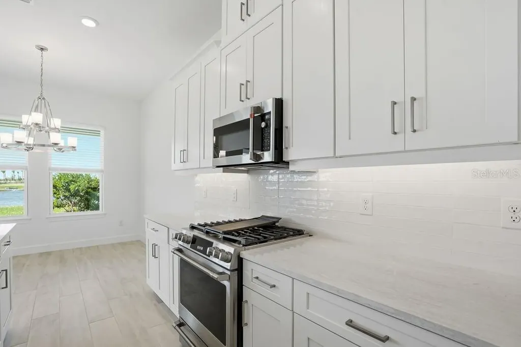 13713 Iona Avenue Palmetto FL 34221