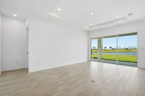 13713 Iona Avenue Palmetto FL 34221