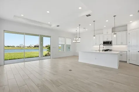 13713 Iona Avenue Palmetto FL 34221