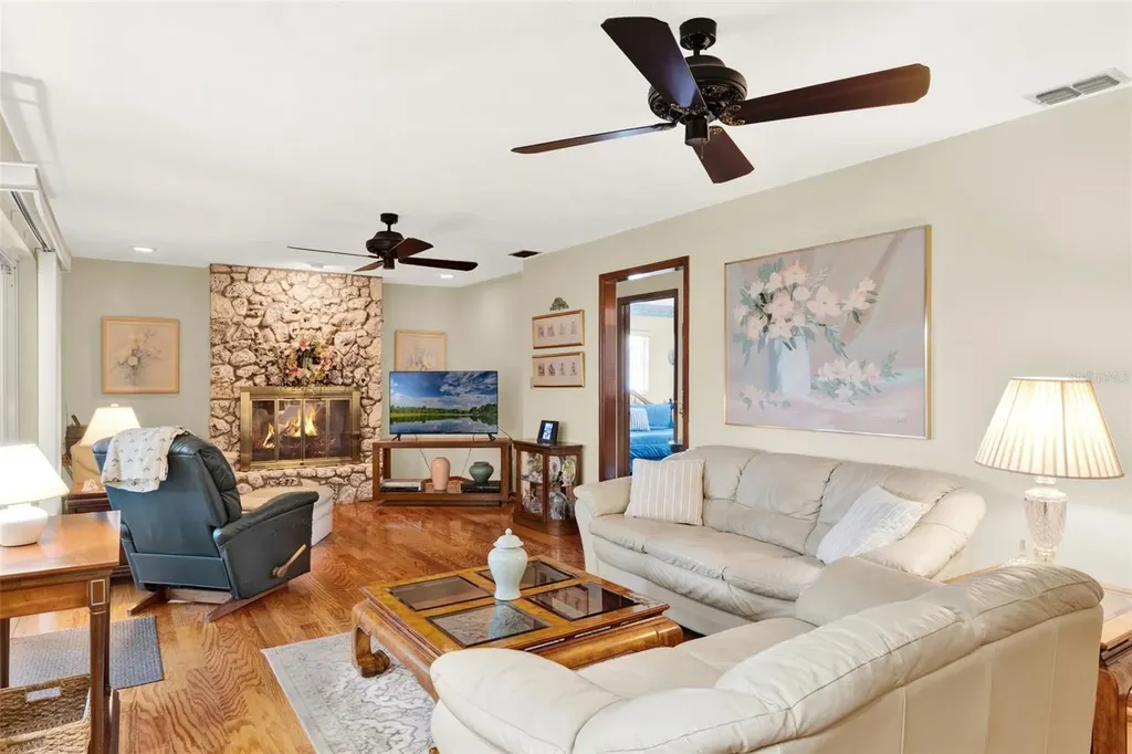 1009 Woodall Drive Altamonte Springs FL 32714